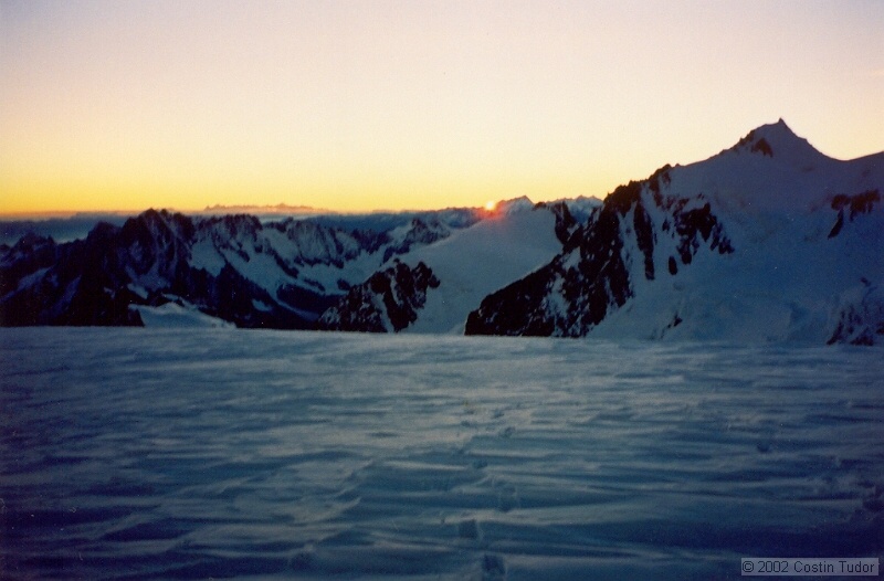 2002-08 Mt Blanc 310-32 Ix.jpg
